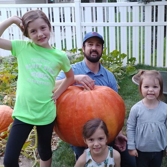 Meet your Posher, Karly - Picture 1 of 1